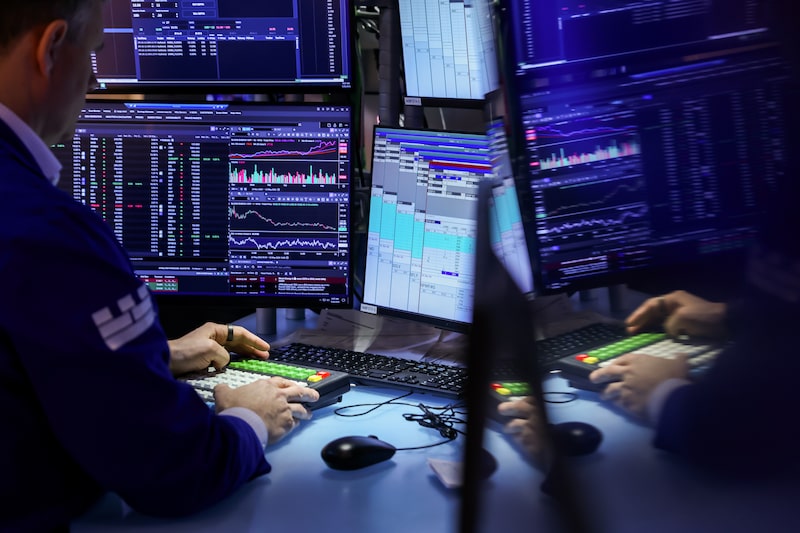 A trader works on the floor of the New York Stock Exchange (NYSE) in New York, US, on Tuesday, May 26, 2026. Wall Street kicked off the holiday-shortened week with stocks joining bonds higher as hopes for a peace deal between the US and Iran overshadowed military strikes in the Persian Gulf. Photographer: Michael Nagle/Bloomberg A trader works on the floor of the New York Stock Exchange (NYSE) in New York, US, on Tuesday, May 26, 2026. Wall Street kicked off the holiday-shortened week with stocks joining bonds higher as hopes for a peace deal between the US and Iran overshadowed military strikes in the Persian Gulf. Photographer: Michael Nagle/Bloomberg