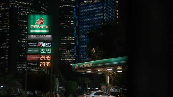 México reduce importaciones de gasolina al nivel más bajo en 17 meses México reduce importaciones de gasolina al nivel más bajo en 17 meses