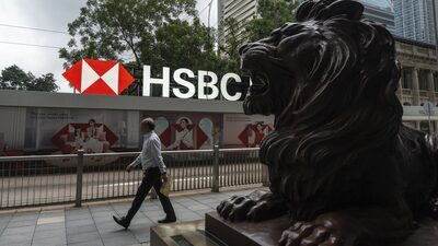 CEO do HSBC avança com cortes de áreas e custos. Um aumento pode ser a recompensa CEO do HSBC avança com cortes de áreas e custos. Um aumento pode ser a recompensa