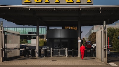 Ferrari eleva sus previsiones tras reportar sólidos resultados impulsados por modelos exclusivos Ferrari eleva sus previsiones tras reportar sólidos resultados impulsados por modelos exclusivos
