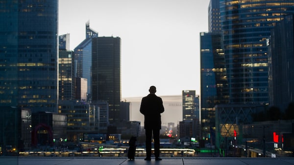 Londres pierde la corona de mayor bolsa europea contra París Londres pierde la corona de mayor bolsa europea contra París