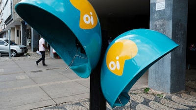 Oi volta à falência com dívida de R$ 35,3 bi após rejeição a recursos de credores Oi volta à falência com dívida de R$ 35,3 bi após rejeição a recursos de credores