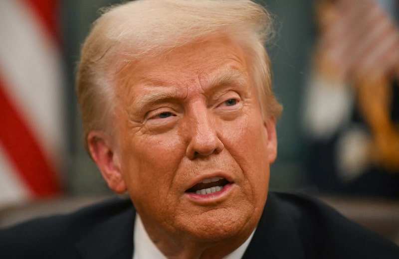 El atentado del 6 de enero provocó la mayor investigación criminal federal de la historia de EE.UU. Aproximadamente 1.583 personas habían sido acusadas a nivel federal. El atentado del 6 de enero provocó la mayor investigación criminal federal de la historia de EE.UU. Aproximadamente 1.583 personas habían sido acusadas a nivel federal.