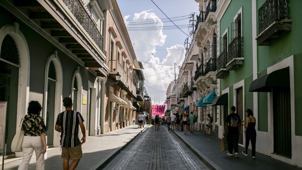 Incentivos fiscales para criptomillonarios provocan indignación en Puerto Rico Incentivos fiscales para criptomillonarios provocan indignación en Puerto Rico