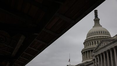 Un cierre del gobierno afectaría crecimiento de EE.UU. y no su calificación: S&P Un cierre del gobierno afectaría crecimiento de EE.UU. y no su calificación: S&P