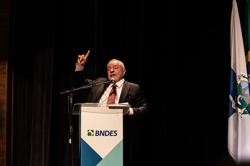 Nas últimas semanas, Lula vem intensificando sua rixa com a autoridade monetária em uma série de entrevistas e discursos Nas últimas semanas, Lula vem intensificando sua rixa com a autoridade monetária em uma série de entrevistas e discursos