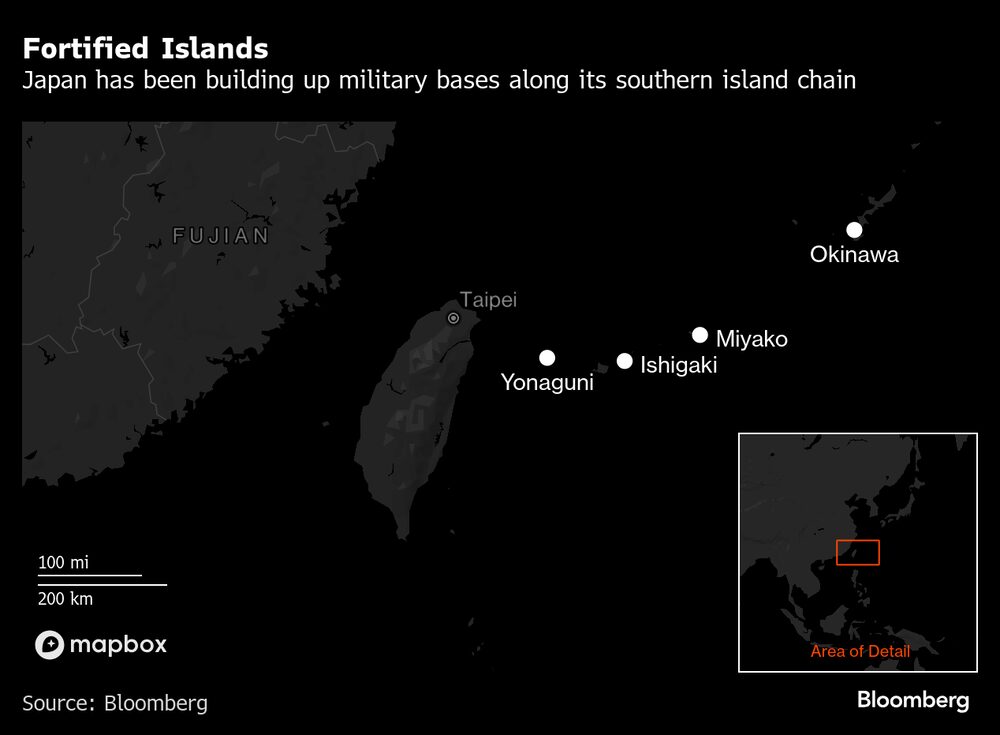 Japón ha estado construyendo bases militares a lo largo de su cadena de islas del sur. Japón ha estado construyendo bases militares a lo largo de su cadena de islas del sur.
