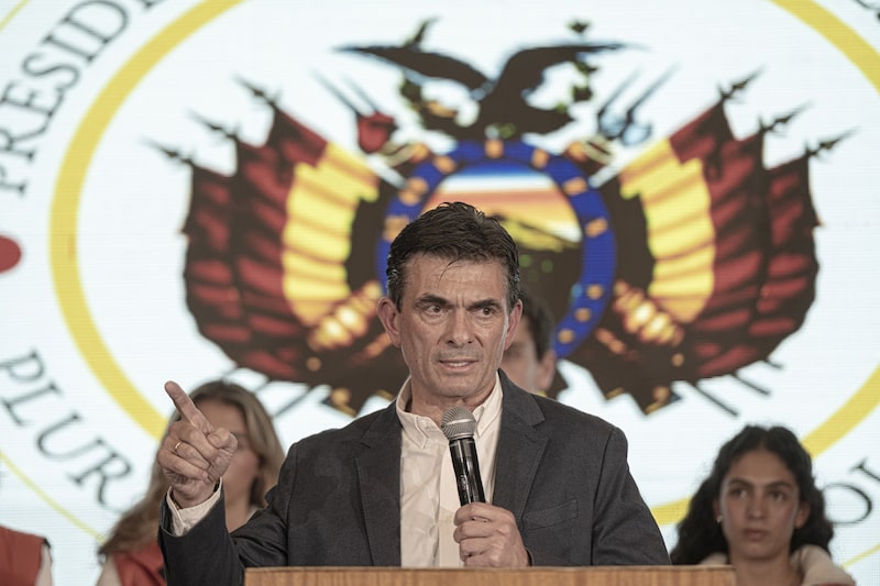 Rodrigo Paz, presidente electo de Bolivia, habla durante un mitin la noche de las elecciones presidenciales tras la segunda vuelta en La Paz, Bolivia. Fotógrafo: Marcelo Pérez del Carpio/Bloomberg. Rodrigo Paz, presidente electo de Bolivia, habla durante un mitin la noche de las elecciones presidenciales tras la segunda vuelta en La Paz, Bolivia. Fotógrafo: Marcelo Pérez del Carpio/Bloomberg.