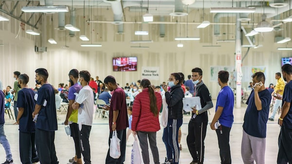 El Alcalde de Nueva York pide a EE.UU. que dirija a los migrantes por el país El Alcalde de Nueva York pide a EE.UU. que dirija a los migrantes por el país