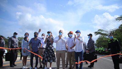 Gobierno entrega primeros 7 km de doble calzada Cartagena-Barranquilla Gobierno entrega primeros 7 km de doble calzada Cartagena-Barranquilla