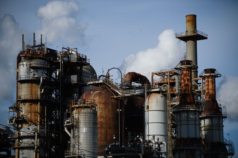 Una refinería en Houston, Texas. Una refinería en Houston, Texas.