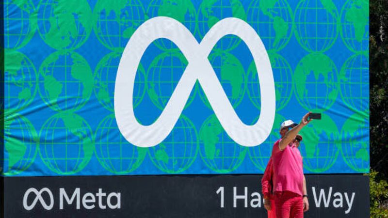 Meta ha estado utilizando la IA para mejorar la forma en que sus anunciantes pueden encontrar usuarios interesados. Meta ha estado utilizando la IA para mejorar la forma en que sus anunciantes pueden encontrar usuarios interesados.