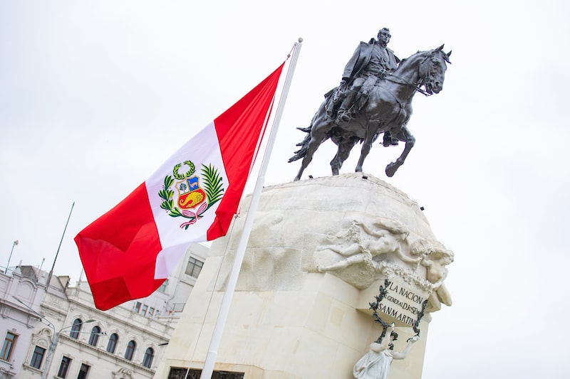 Vista de la Plaza San Martín, en el Centro Histórico de Lima. Vista de la Plaza San Martín, en el Centro Histórico de Lima.