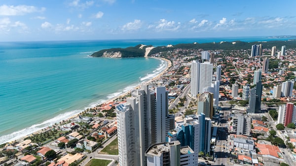 Economistas de Brasil elevan previsiones de crecimiento para 2023 y 2024 Economistas de Brasil elevan previsiones de crecimiento para 2023 y 2024