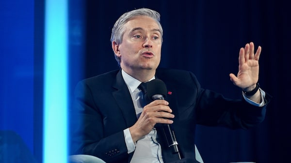 Canadá invierte millones en construir una red de chips mientras EE.UU. avanza a pasos agigantados Canadá invierte millones en construir una red de chips mientras EE.UU. avanza a pasos agigantados