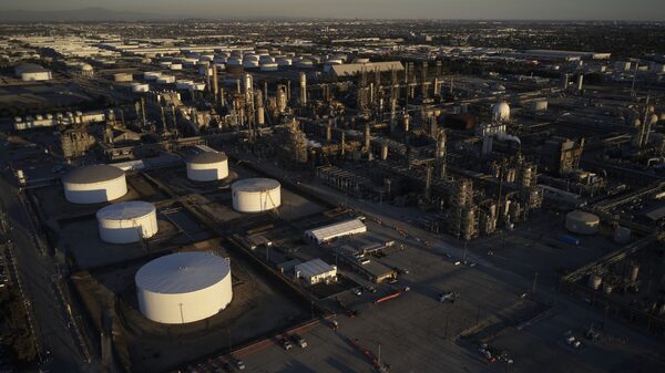 Reino Unido se unirá a EE.UU. en liberación de reservas estratégicas de petróleo Reino Unido se unirá a EE.UU. en liberación de reservas estratégicas de petróleo