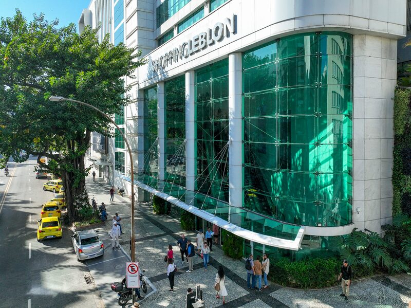 Shopping Leblon, na zona sul do Rio de Janeiro, integra o portfólio da ALLOS (ex-Aliansce Sonae) Shopping Leblon, na zona sul do Rio de Janeiro, integra o portfólio da ALLOS (ex-Aliansce Sonae)