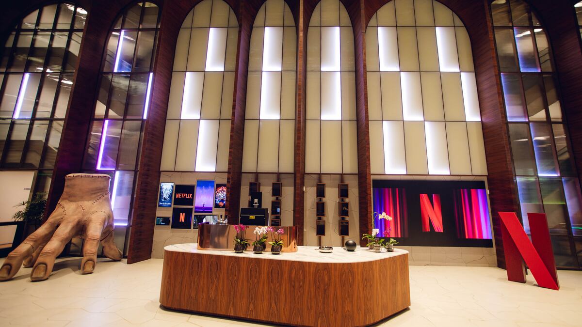 Novo escritório da Netflix em São Paulo demandou investimentos de R$ 141 milhões e tem referências a sucessos de conteúdo
