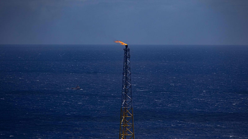 Produção da Petrobras cresce 16% no 1º trimestre; venda de derivados sobe 2,9% Produção da Petrobras cresce 16% no 1º trimestre; venda de derivados sobe 2,9%
