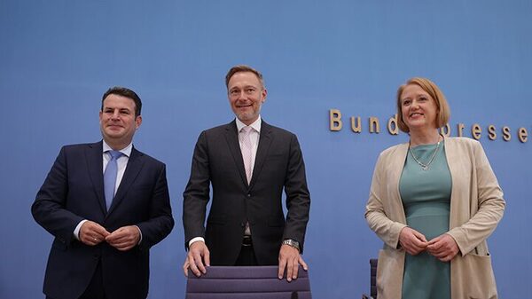 Coalición alemana pacta una reducción del impuesto de sociedades de €6.500 millones Coalición alemana pacta una reducción del impuesto de sociedades de €6.500 millones