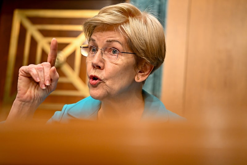 Senadora Elizabeth Warren. Fotógrafo: Graeme Sloan/Bloomberg Senadora Elizabeth Warren. Fotógrafo: Graeme Sloan/Bloomberg