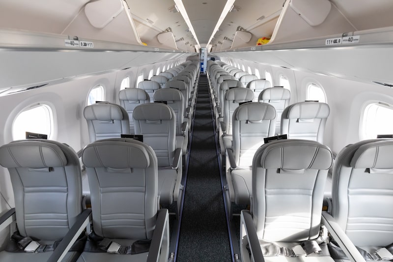 A Star Air é a maior companhia aérea regional da Índia e transportou 0,5% do tráfego doméstico do país durante o mês de outubro A Star Air é a maior companhia aérea regional da Índia e transportou 0,5% do tráfego doméstico do país durante o mês de outubro