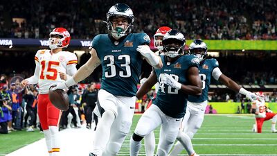 Disney compra canais da NFL em troca de 10% da ESPN de olho no futuro do streaming Disney compra canais da NFL em troca de 10% da ESPN de olho no futuro do streaming