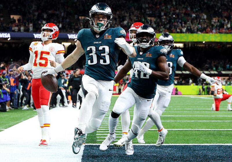 Os jogos da NFL atraíram uma média de mais de 17 milhões de espectadores na última temporada, uma queda de 2,2% em relação ao ano anterior.  (Foto: Gregory Shamus/Getty Images) Os jogos da NFL atraíram uma média de mais de 17 milhões de espectadores na última temporada, uma queda de 2,2% em relação ao ano anterior.  (Foto: Gregory Shamus/Getty Images)