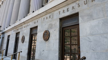 Tesouro dos EUA triplica recompra de títulos, chega a US$ 6 bi, mas decepciona mercado Tesouro dos EUA triplica recompra de títulos, chega a US$ 6 bi, mas decepciona mercado