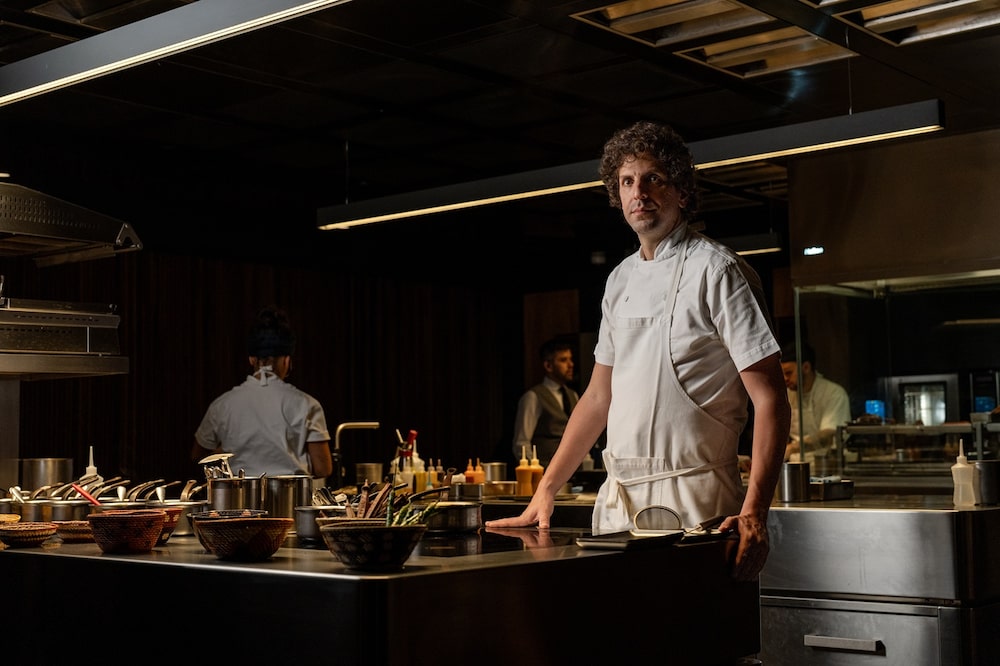 Alta gastronomia na balança: como Ivan Ralston equilibra faturamento e gastos no Tuju Alta gastronomia na balança: como Ivan Ralston equilibra faturamento e gastos no Tuju