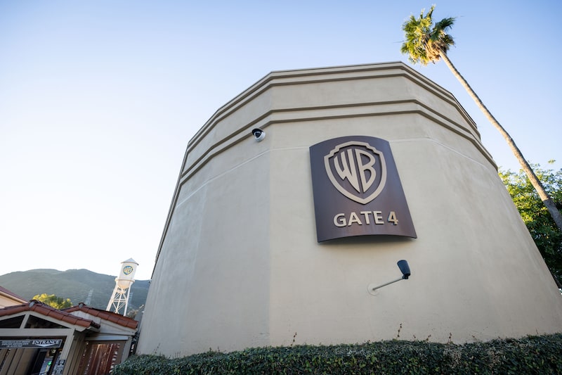 Warner Bros. no alcanza estimaciones de ganancias mientras el acuerdo con Paramount se acerca Warner Bros. no alcanza estimaciones de ganancias mientras el acuerdo con Paramount se acerca