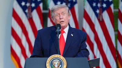 Trump diz que suspenderá novos ataques ao Irã, desde que haja um acordo 'rápido’ Trump diz que suspenderá novos ataques ao Irã, desde que haja um acordo 'rápido’