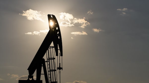 Petróleo va rumbo a su peor trimestre desde la pandemia y Morgan Stanley alerta por exceso de oferta Petróleo va rumbo a su peor trimestre desde la pandemia y Morgan Stanley alerta por exceso de oferta