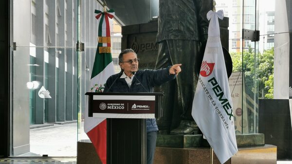 Pemex acumula pérdida de US$107 millones en petróleo tras explosión de plataforma Pemex acumula pérdida de US$107 millones en petróleo tras explosión de plataforma