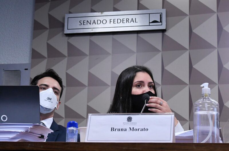 Advogada de médicos que elaboraram dossiê com denúncias sobre Prevent Senior diz que eles eram obrigados a entregar kit com hidroxicloroquina Advogada de médicos que elaboraram dossiê com denúncias sobre Prevent Senior diz que eles eram obrigados a entregar kit com hidroxicloroquina