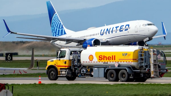 De Delta a United, aéreas cortam voos e reduzem frotas com disparada do combustível De Delta a United, aéreas cortam voos e reduzem frotas com disparada do combustível