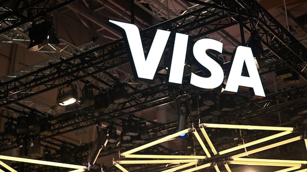Visa recortará cerca de 2.600 empleos para ganar eficiencia y competir en pagos Visa recortará cerca de 2.600 empleos para ganar eficiencia y competir en pagos