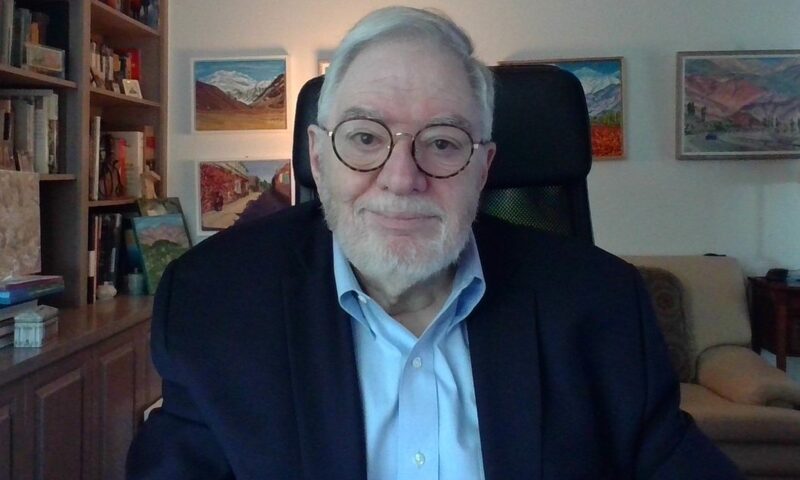 Ex director del Fondo Monetario Internacional para el hemisferio occidental. Ex director del Fondo Monetario Internacional para el hemisferio occidental.