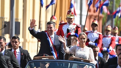 Santiago Peña asume la presidencia de Paraguay por los próximos cinco años Santiago Peña asume la presidencia de Paraguay por los próximos cinco años
