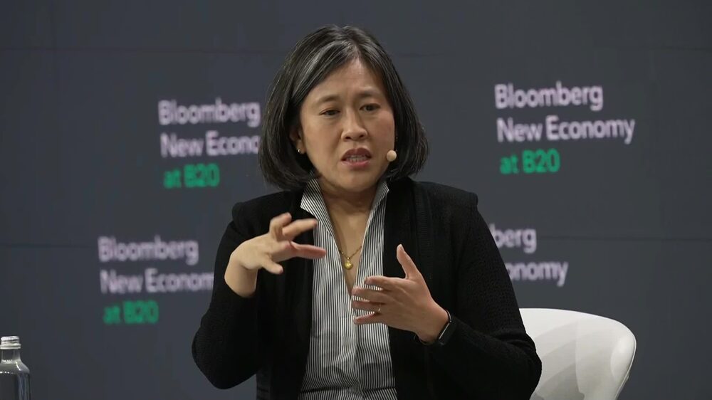 La representante comercial de EEUU, Katherine Tai, afirma que EEUU está preocupado por la creciente influencia de China en la economía mundial. Ella habla en el evento Bloomberg New Economy en el B20 en Sao Paulo. Fuente: Bloomberg La representante comercial de EEUU, Katherine Tai, afirma que EEUU está preocupado por la creciente influencia de China en la economía mundial. Ella habla en el evento Bloomberg New Economy en el B20 en Sao Paulo. Fuente: Bloomberg
