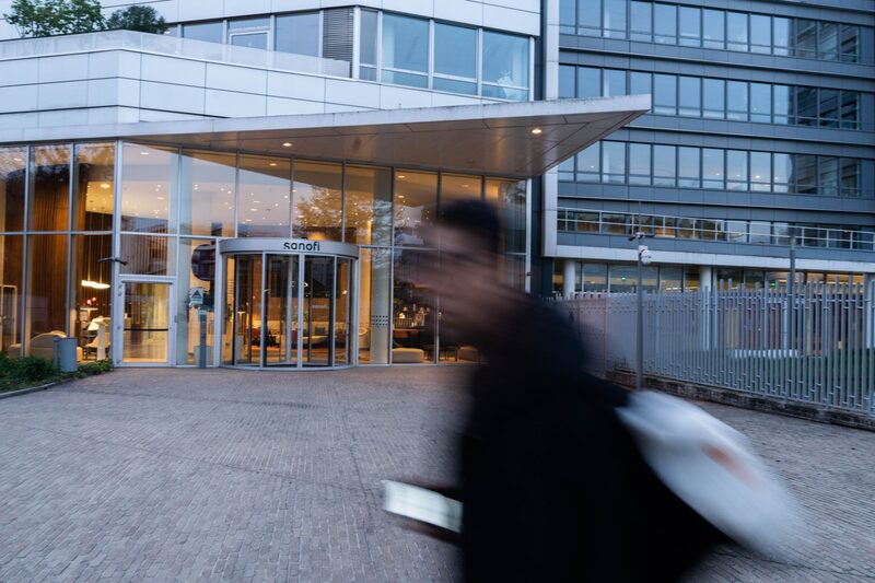 Sede de Sanofi SA a la espera de los resultados Sede de Sanofi SA a la espera de los resultados