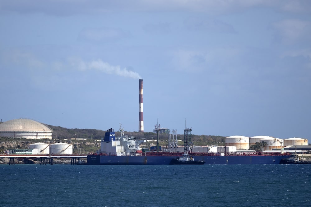 Cuba precisa de 100.000 barris de petróleo por dia, importado, para manter a economia em funcionamento (Foto: Yander Zamora/Bloomberg) Cuba precisa de 100.000 barris de petróleo por dia, importado, para manter a economia em funcionamento (Foto: Yander Zamora/Bloomberg)