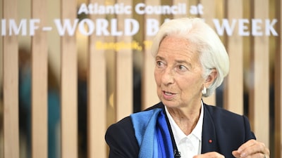 Lagarde envía un mensaje a Putin: la guerra en Ucrania frena el crecimiento económico Lagarde envía un mensaje a Putin: la guerra en Ucrania frena el crecimiento económico