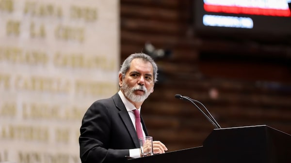 “El contrabando es un cáncer”: responde secretario de Hacienda a acusación de oposición sobre huachicol fiscal “El contrabando es un cáncer”: responde secretario de Hacienda a acusación de oposición sobre huachicol fiscal