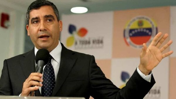 Chavismo libera a militar exministro de Interior y Justicia tras cinco años encarcelado Chavismo libera a militar exministro de Interior y Justicia tras cinco años encarcelado