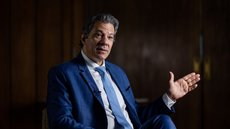 Haddad defende a supervisão de fundos de investimento pelo Banco Central Haddad defende a supervisão de fundos de investimento pelo Banco Central