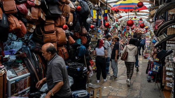 Trabajo por cuenta propia jalona aumentos del personal ocupado en Colombia: los riesgos Trabajo por cuenta propia jalona aumentos del personal ocupado en Colombia: los riesgos