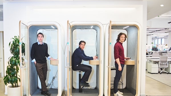 Cansados do Excel, banqueiros criam IA de US$ 2 bi para automatizar funções em Wall St Cansados do Excel, banqueiros criam IA de US$ 2 bi para automatizar funções em Wall St