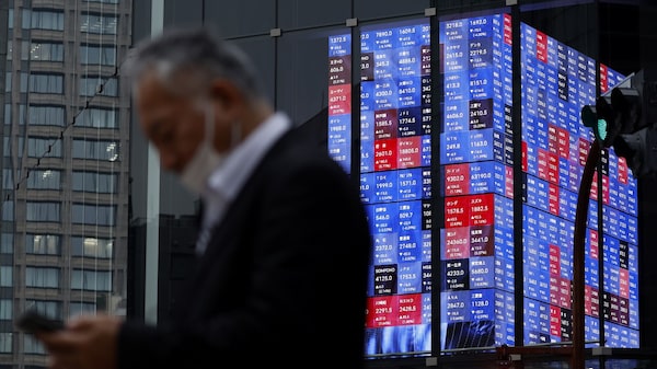 Las bolsas asiáticas caen tras el nerviosismo por la IA que afectó las acciones estadounidenses Las bolsas asiáticas caen tras el nerviosismo por la IA que afectó las acciones estadounidenses