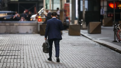 CEO confían más en sus empresas que en el incierto rumbo de la economía global, según EY CEO confían más en sus empresas que en el incierto rumbo de la economía global, según EY